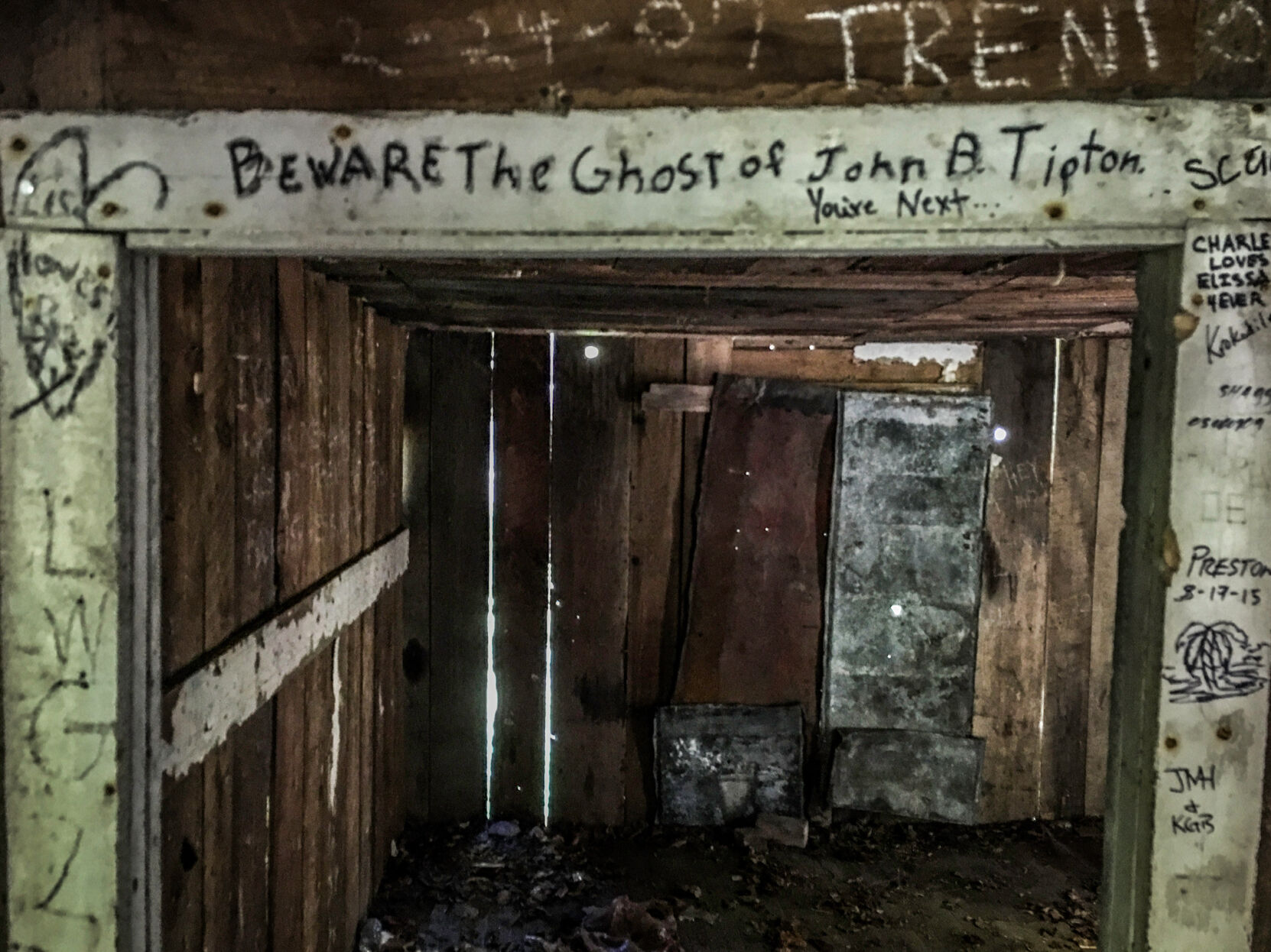 Lost Cove: Beware